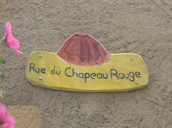 L'Atelier Du Chapeau Rouge Apartment Souvigny Luaran gambar