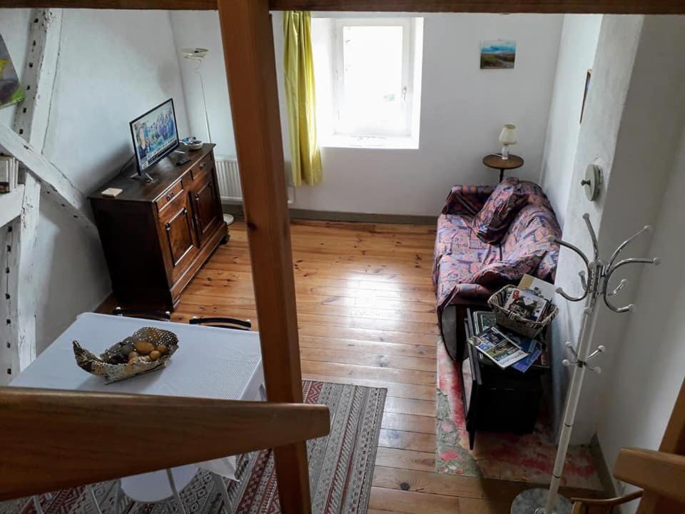 L'Atelier Du Chapeau Rouge Apartment Souvigny Luaran gambar